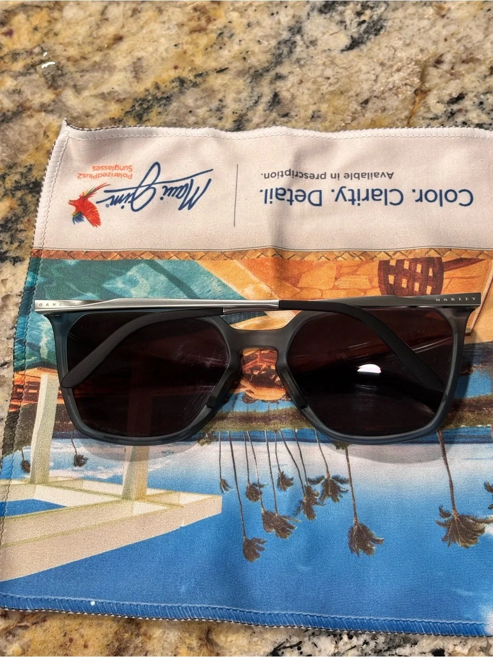 Women's Oakley Sielo SQ Black Square Polarized Sunglasses - excellent condition